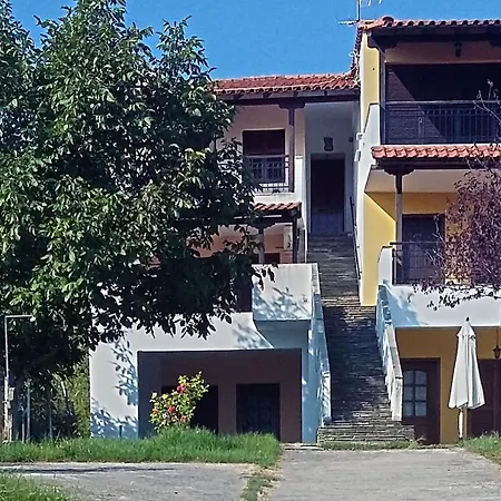 Quiet Holiday House In Region. Appartement Paliouri